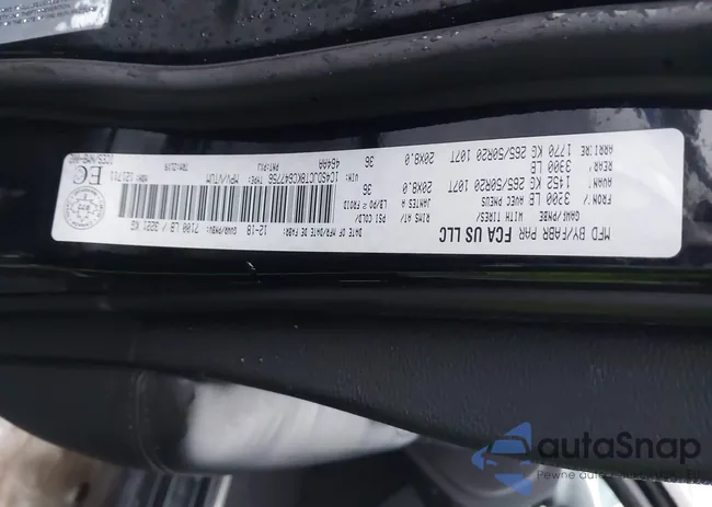 1C4SDJCT8KC647756: 44062953