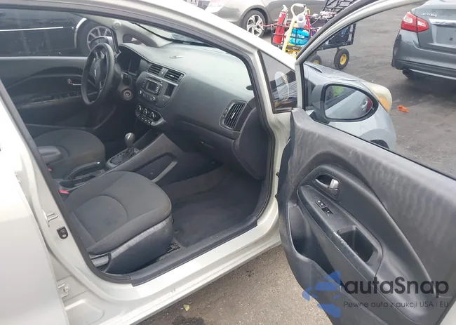 KNADN4A31D6196985: 44063034