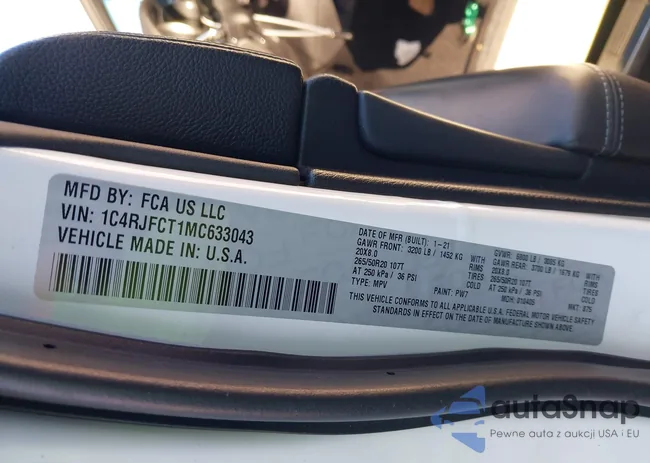 1C4RJFCT1MC633043: 44063037