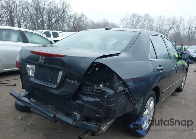 1HGCM56816A184946: 44063082