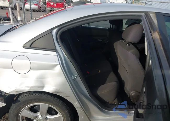 1G1PC5SB5F7119205: 44062329