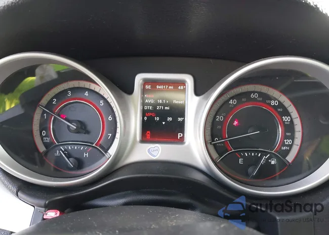 3C4PDDBG0KT702250: 44062330