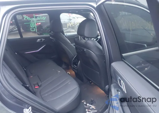 5UXCR6C00M9F52036: 44062344