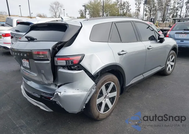 3GPKHWRM8RS513818: 44063785