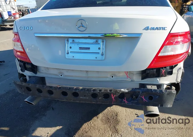 WDDGF8BB8AF438702: 44063952