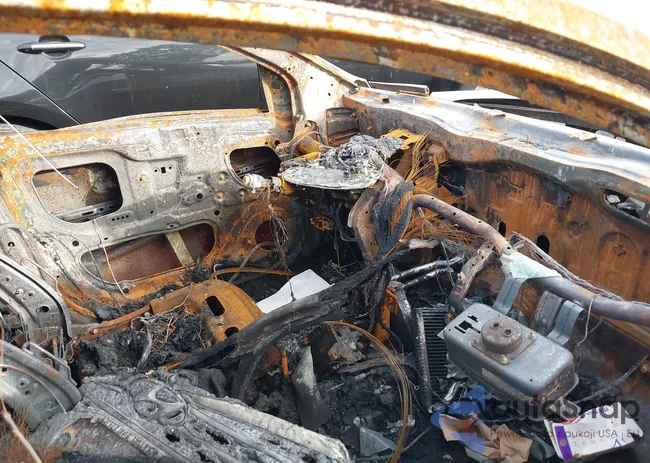 3KPC24A36KE042626: 44064018