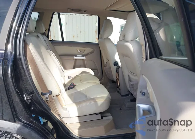 YV4CY982881418390: 44064057