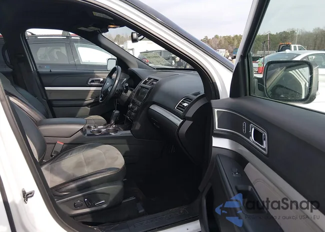 1FM5K8D85HGD46784: 44064180