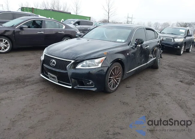 JTHCL5EF1E5022631: 44063243