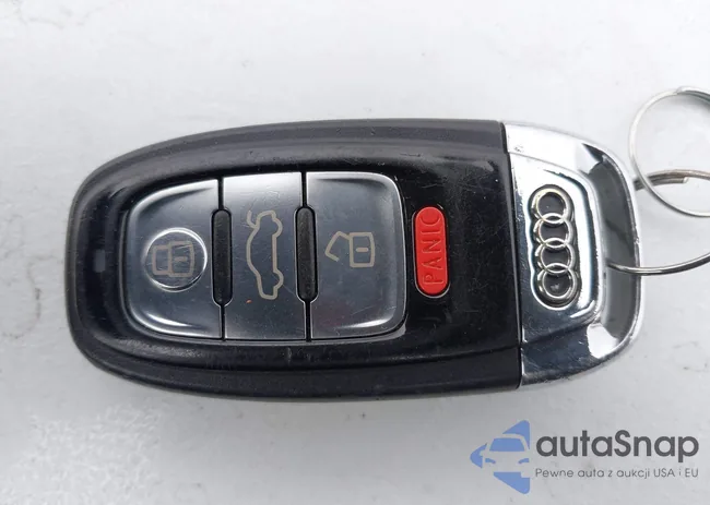 WAU2GAFC0FN063829: 44063281