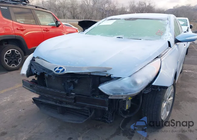 KMHEC4A4XEA114185: 44063313