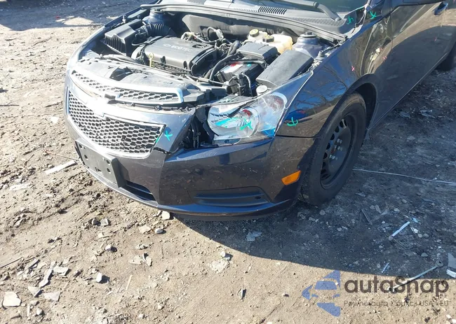 1G1PA5SH9E7193882: 44063337