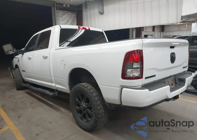 3C6UR5DL3RG179465: 44063542