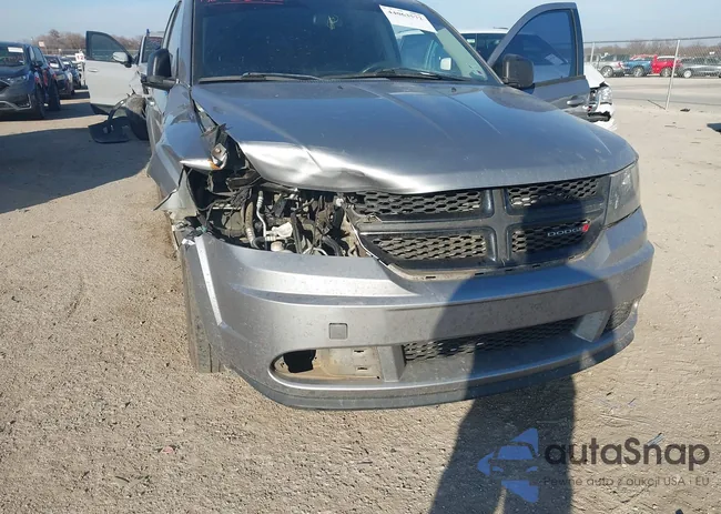 3C4PDCAB0HT580787: 44063572