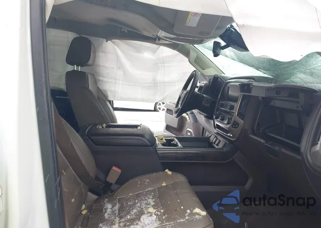 1GT12UEG3GF224415: 44064640