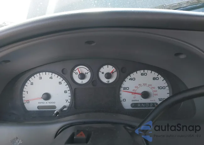 1FTYR44U56PA71126: 44064655