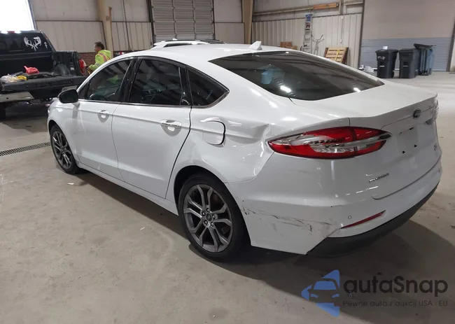 3FA6P0CD3LR195817: 44064704