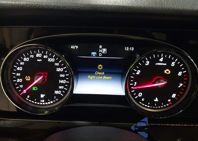 WDDZF4JB7HA050726: 44064727