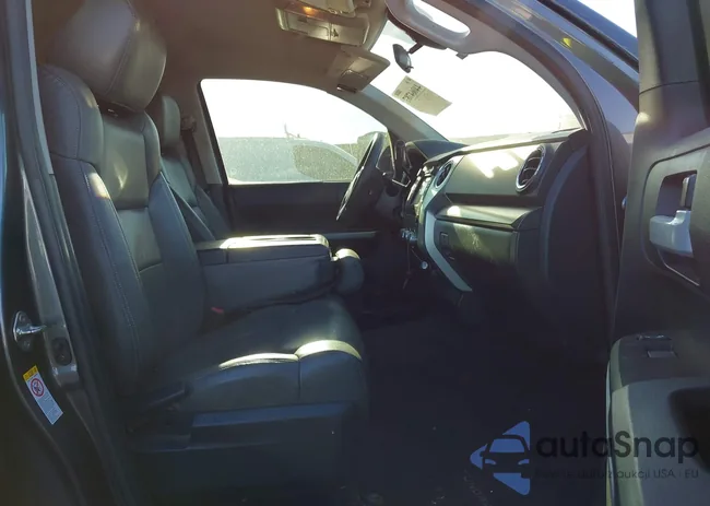 5TFDW5F14JX761037: 44064787