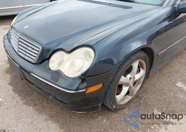 WDBRF40J05F667711: 44064864