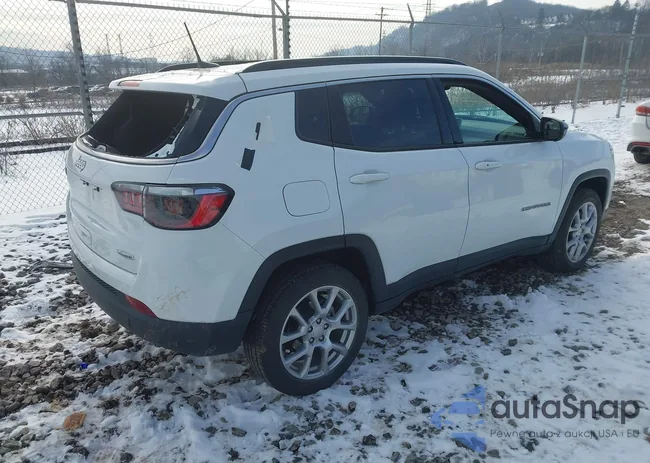 3C4NJDFN4RT104777: 44064906