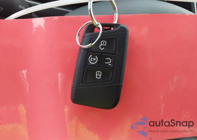 3VV3B7AX7KM102313: 44064928