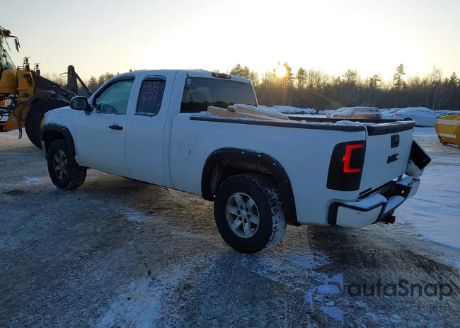 1GTR2VE3XBZ373899: 44065028