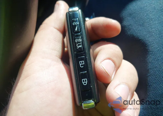 3MVDMBDM2RM671628: 44065074