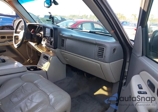 1GNEC13Z42J203247: 44065181