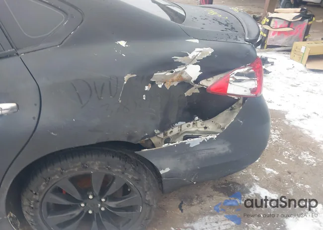 JN1BY1AR7BM373538: 44064248