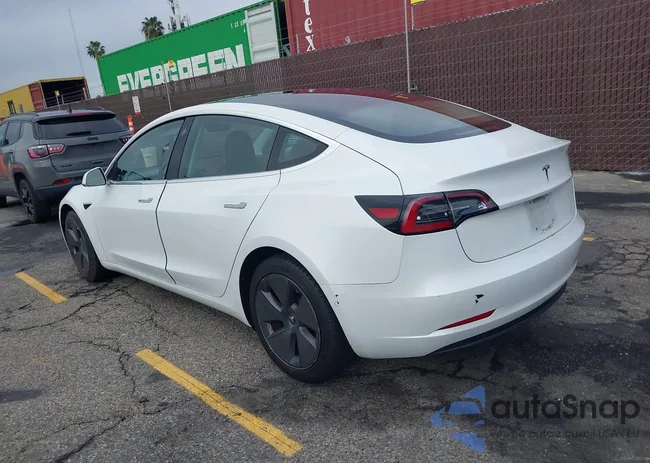 5YJ3E1EAXJF161982: 44064300