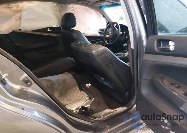 JN1CV6AR4DM754826: 44064392