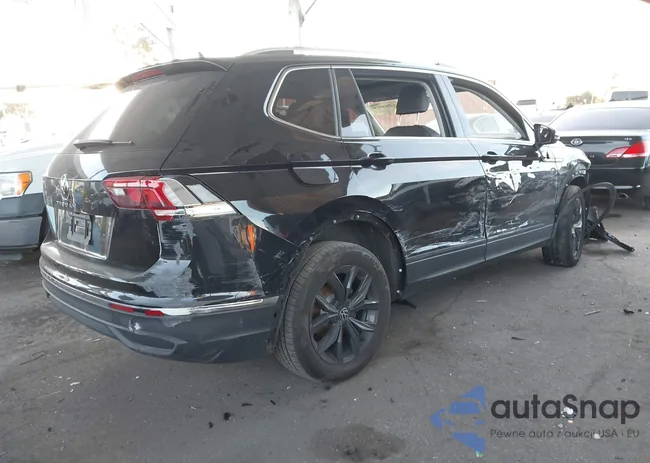 3VVNB7AX6RM199197: 44064525