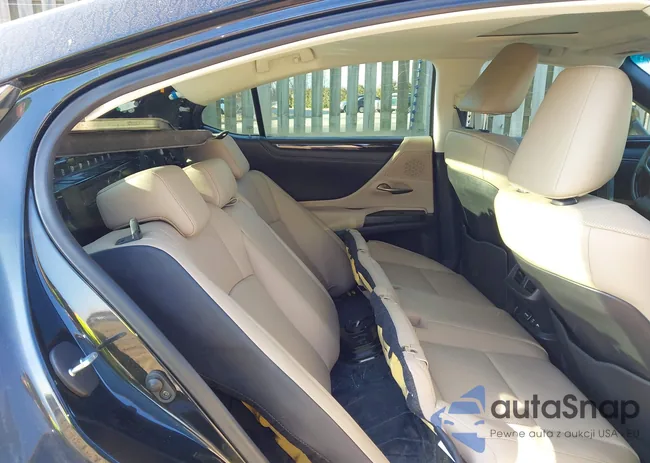 58ADZ1B11LU071681: 44064528