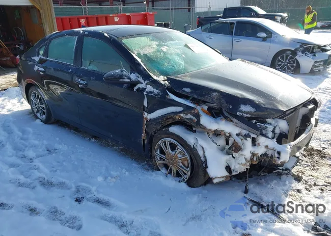 3KPF24AD2RE790189: 44065631