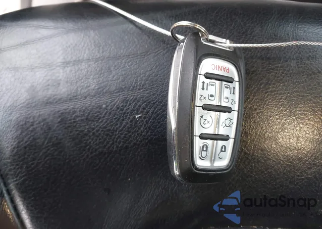 2C4RC1BG3NR233625: 44065718