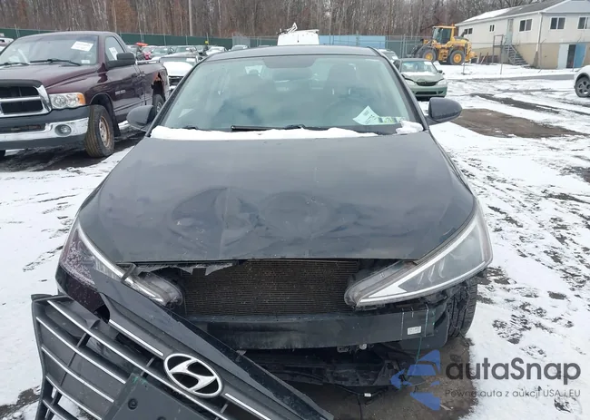 KMHD74LF2KU878721: 44065725