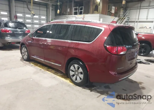 2C4RC1N70HR710950: 44066016