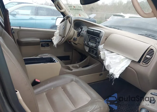 1FMDU67K15UA50496: 44066018