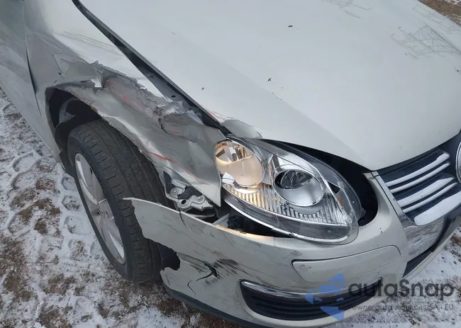 3VWAZ7AJ2AM095764: 44066152