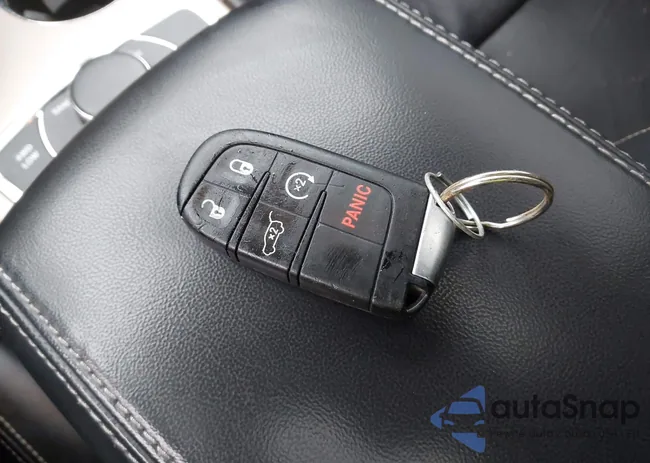 1C4RJFBG6EC522879: 44066172