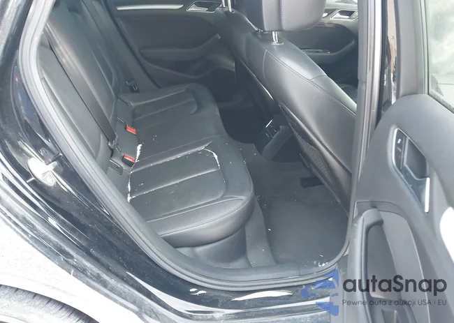 WAUB8GFF9G1053318: 44065287