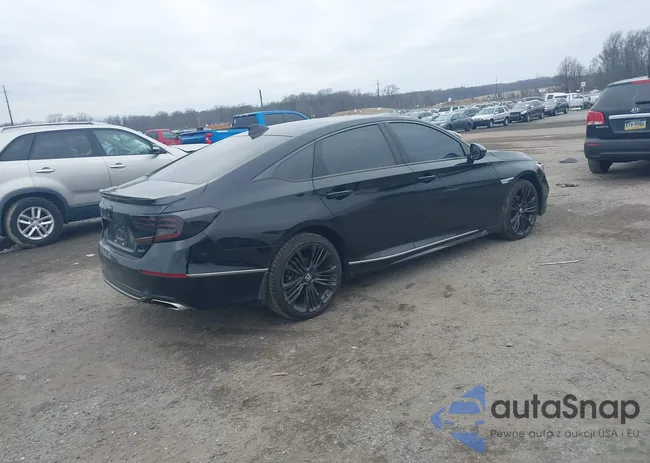 1HGCV2F55JA028533: 44065326