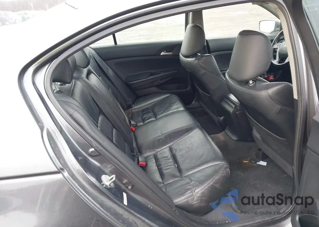 1HGCP2F69BA041886: 44065339