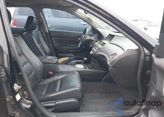 1HGCP2F68CA082530: 44065417