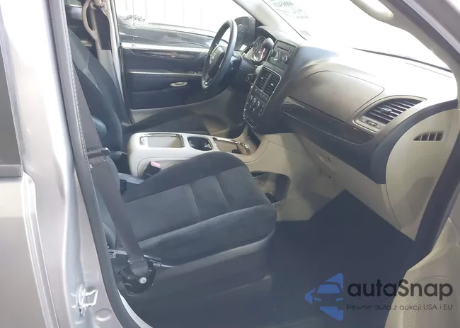 2C4RDGCG2GR274507: 44065425