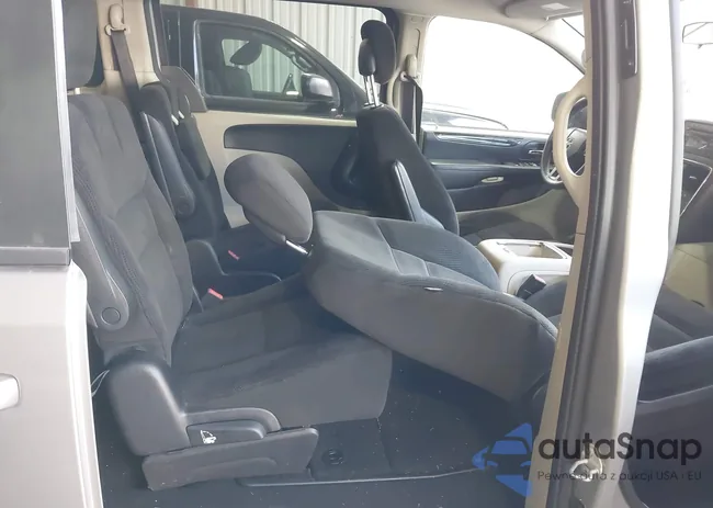 2C4RDGCG2GR274507: 44065425