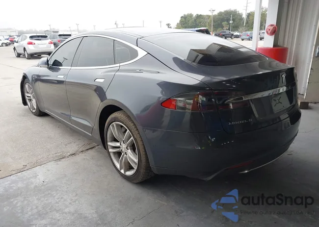 5YJSA1E2XGF122396: 44065595