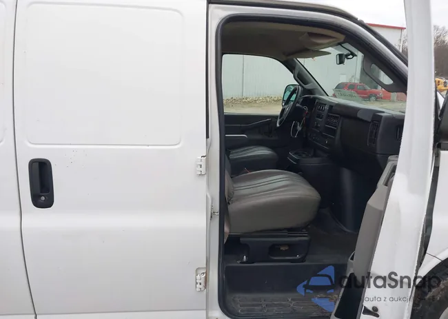 1GCWGBFP6L1239203: 44066643