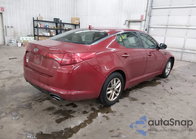 KNAGM4A76B5160585: 44066685